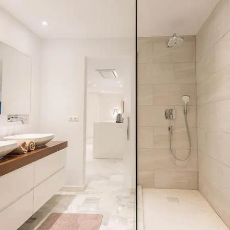 Playas Del Duque, Puerto Banus, Golf .playa Y Compras Appartement *