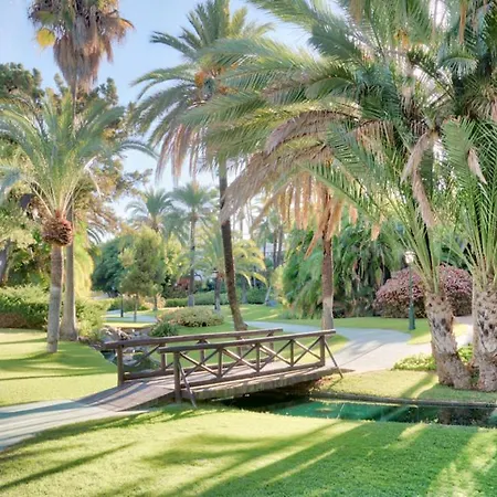 Playas Del Duque, Puerto Banus, Golf .playa Y Compras Marbella