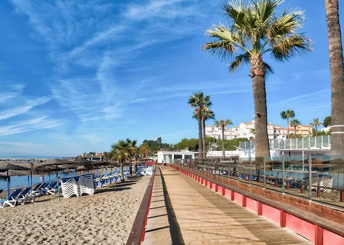 Playas Del Duque, Puerto Banus, Golf .playa Y Compras 마르베야