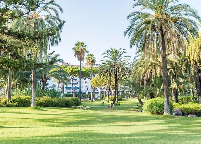 Playas Del Duque, Puerto Banus, Golf .playa Y Compras Apartament *