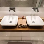 Playas Del Duque, Puerto Banus, Golf .playa Y Compras Apartamento *